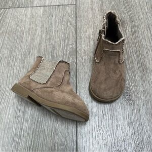 GARANIMALS SUEDE ZIP UP BOOTIES BROWN 6